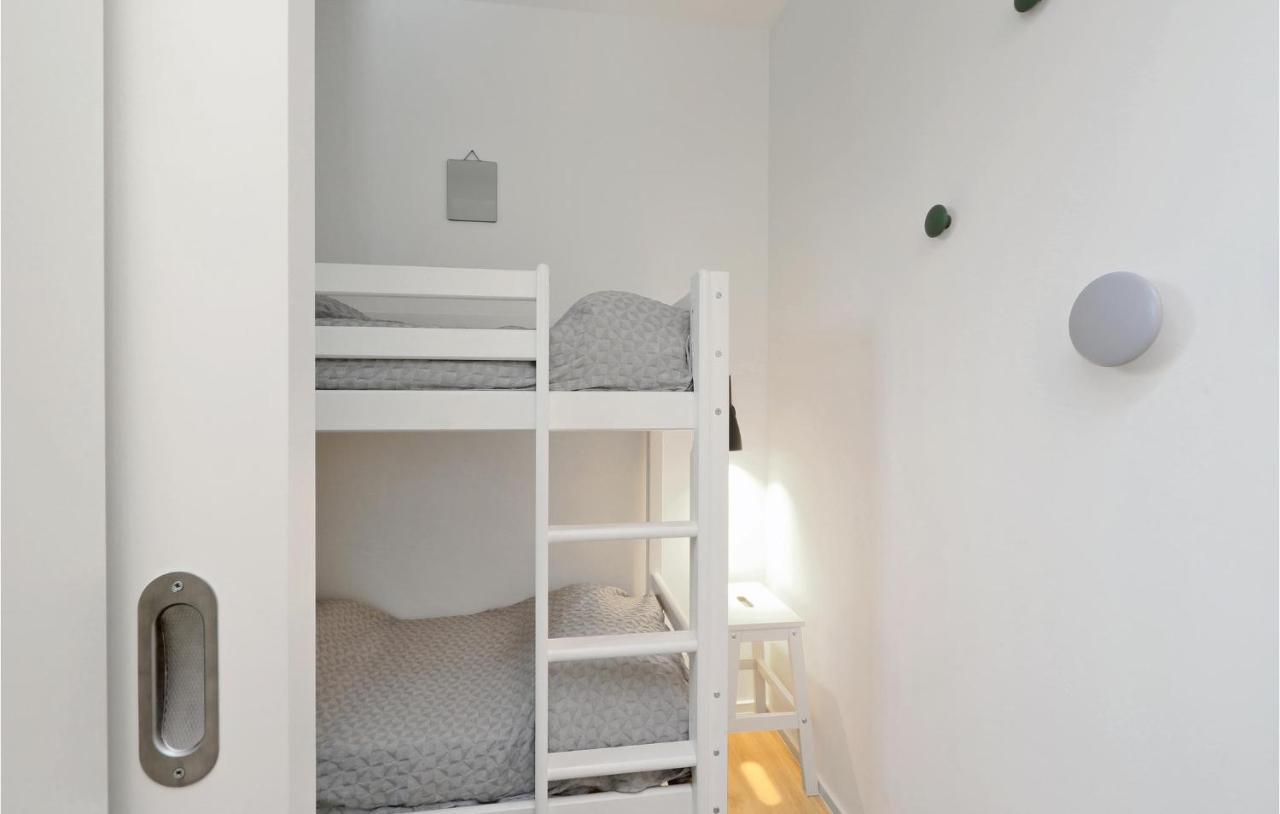 Nice Apartment In Lembruch-Duemmer See With Wifi Екстер'єр фото